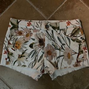 7 Seven for all Mankind Shorts denim floral size 27